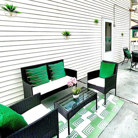The Tremont Emerald - By Christmas Story House - Historic Charm & Modern Comfort Near Downtown With Parking, 300Mb Wifi & Self Check-In Cleveland Exterior photo